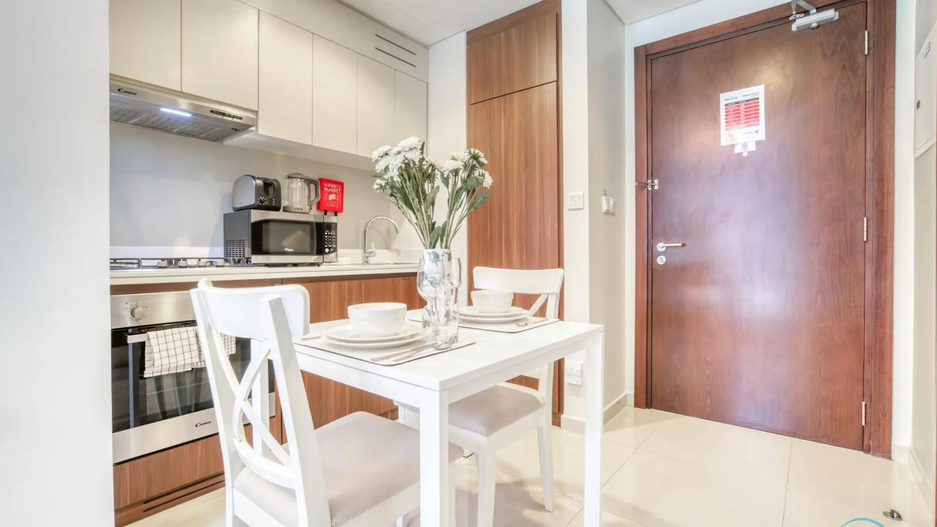 Contemporary 1Br At Vera Tower Business Bay By Deluxe Holiday Homes Dubai United Arab Emirates