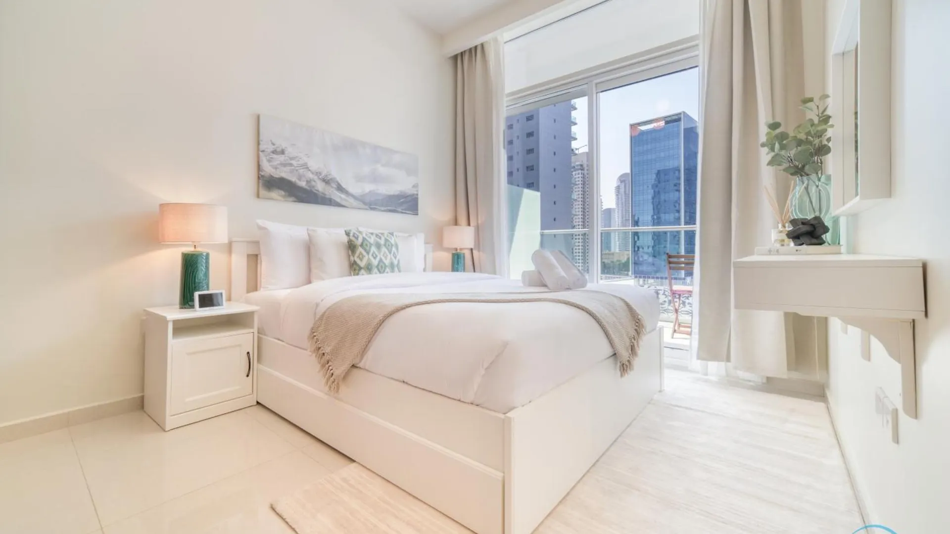 Apartment Contemporary 1Br At Vera Tower Business Bay By Deluxe Holiday Homes Dubai