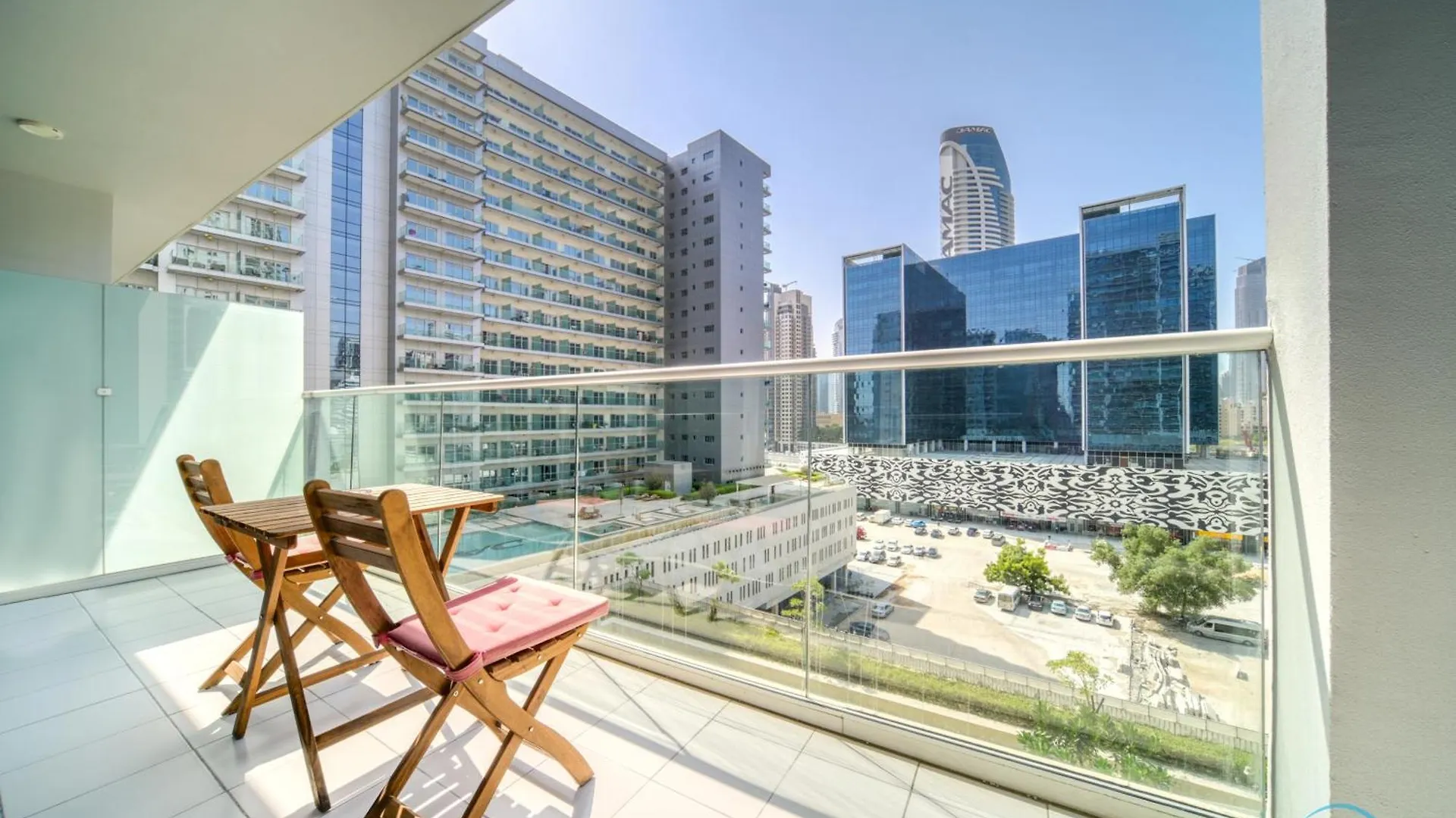 Contemporary 1Br At Vera Tower Business Bay By Deluxe Holiday Homes Dubai Apartment