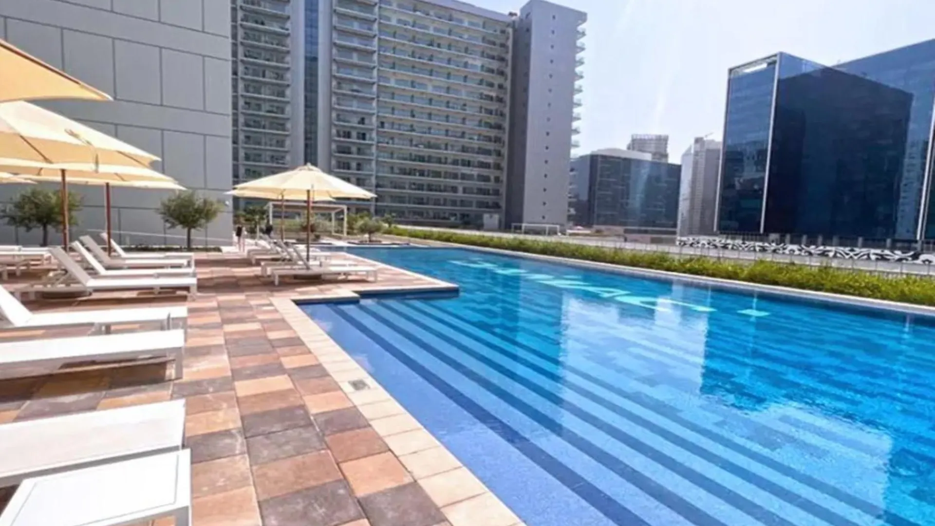 Contemporary 1Br At Vera Tower Business Bay By Deluxe Holiday Homes Dubai United Arab Emirates